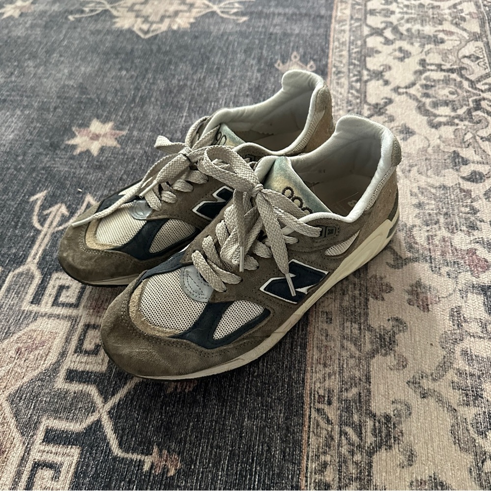 New Balance Gray and White Sneakers with Mesh Upper